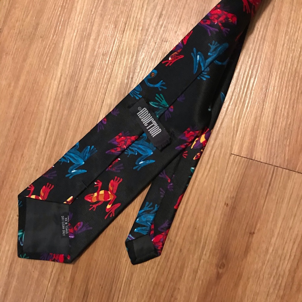 Addiction Biology Colorful Frog Tie - Picture 3 of 4